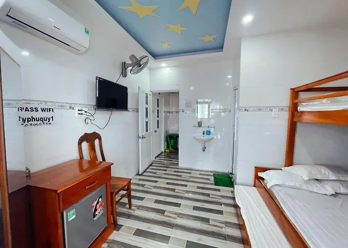 Khách Sạn Lý Phú Quý * Фантхьет